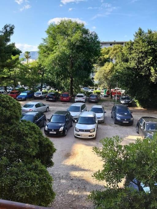 Nice Apartment On Quite Location Near City Center Σπλιτ Εξωτερικό φωτογραφία