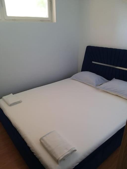 Nice Apartment On Quite Location Near City Center Σπλιτ Εξωτερικό φωτογραφία